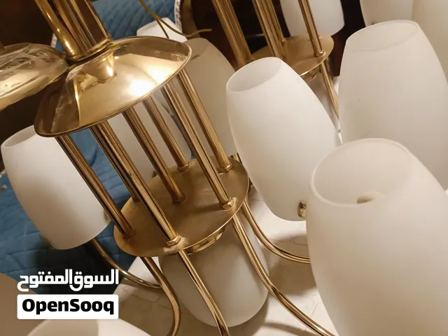 بيع ثريات عدد 4 سعر 300 الف وبها مجال