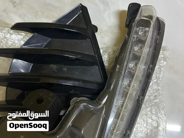 للبيع كشاف كرولا جهة السايق وكاله se نظيف جدا