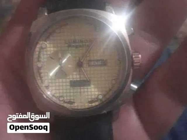 ساعة يد بينارا لومينور