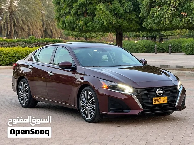 Used Nissan Altima in Al Batinah