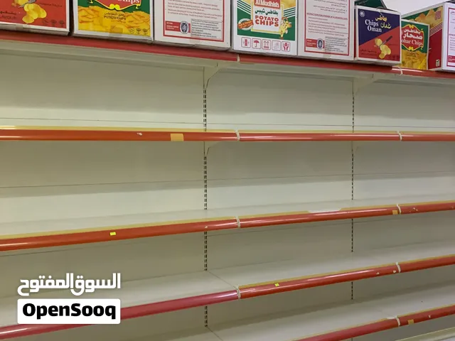 معدات محل للبيع