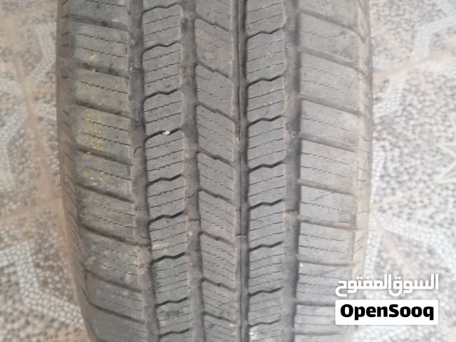 اطارات عدد. 2.للبيع قياس 285/60/R18
