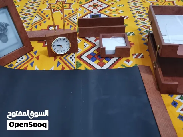 طقم مكتبي متكامل