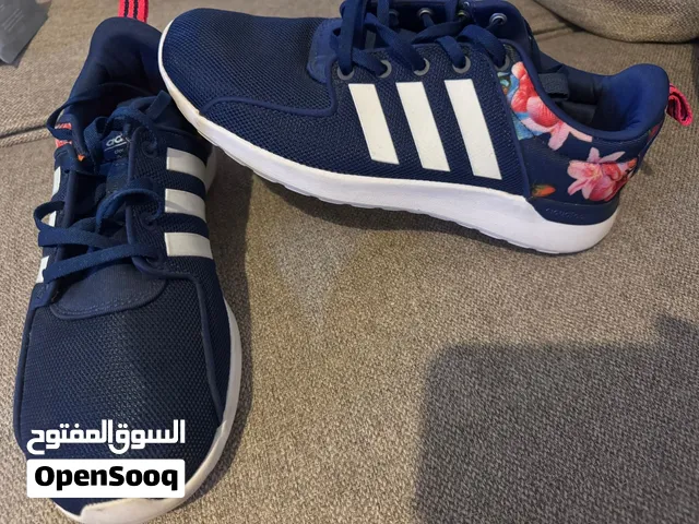 بوت رياضه اديداس اصلي نمره 39