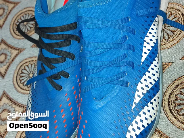 Adidas predators turf Size 44
