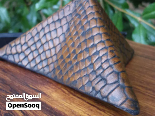 gholleh _stand ,Handmade Natural Leather Stand