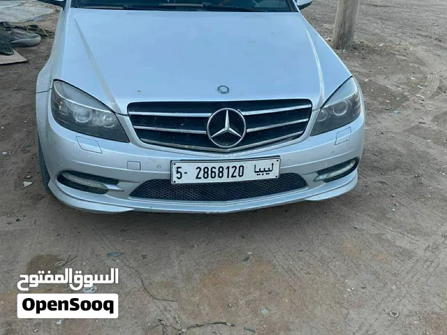 مرسيدس بنز c300محرك 272 المحرك يبي خدمه