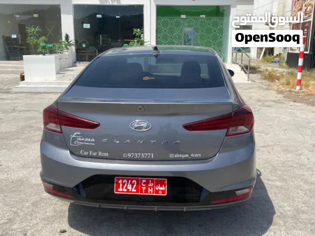 Sedan Hyundai in Al Batinah