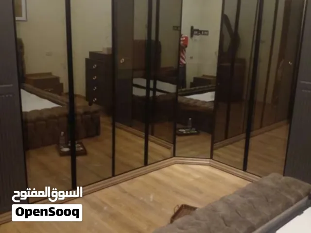 فني تركيب أثاث المستعمل و الجديد