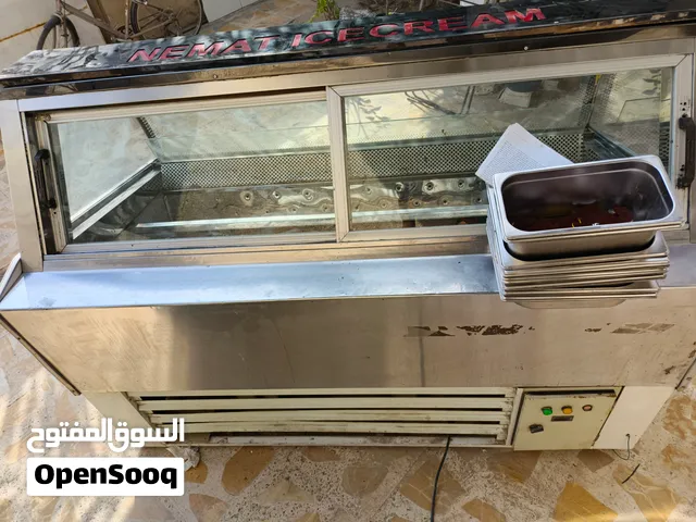 عارضة موطة وكيك مستعمل وتستخدم للحوم