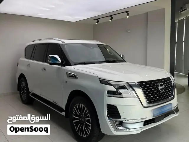 Nissan Patrol platinum  2023 خليجي بحالة الوكاله