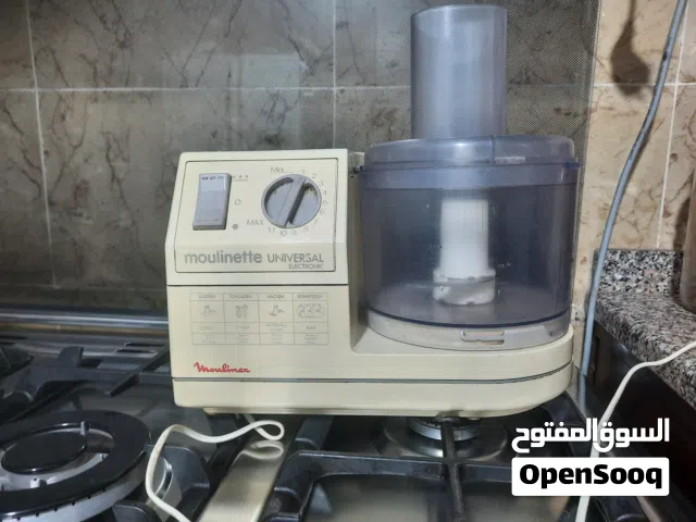 مع قارورة 3 قوارير ب10مستعملين وهذه يلي بلصورة قارورة سحرية جديدة بكرتونتها