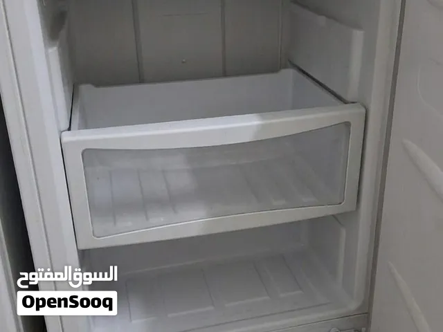 ثلاجة إل جي بشاشة أمامية