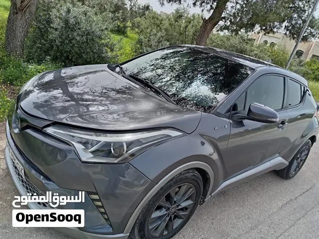Toyota CH-R 2019 مش فحص، تويتر سي اتش آر ، وارد أمريكي ، لون سلفر، فل إلا الفتحة ، 370 بالتنكة