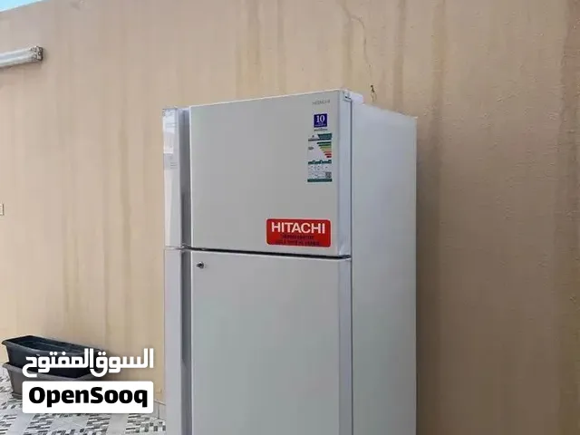 ثلاجة  ماركة هيتاشي 19 ونص قدم والثانيه ثلاجه دايو مقاص 19 قدم ونص وفي ثلاجتين مقاص 9 قدم سامسنج