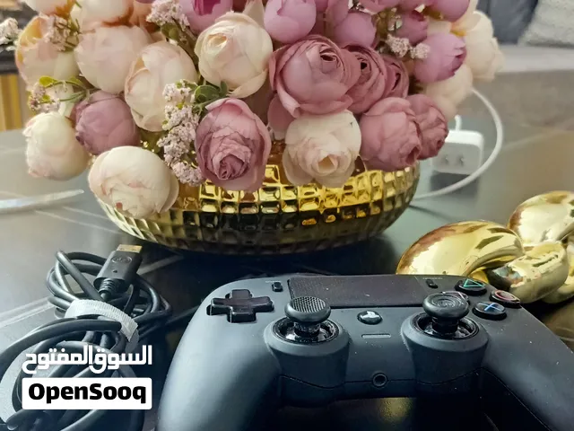 يد Nacon أصلية للبلايستيشن 4
