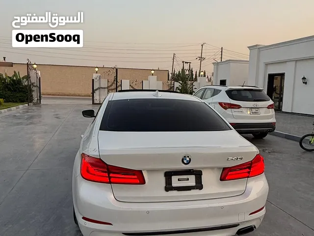 BMW G30 540i  2019