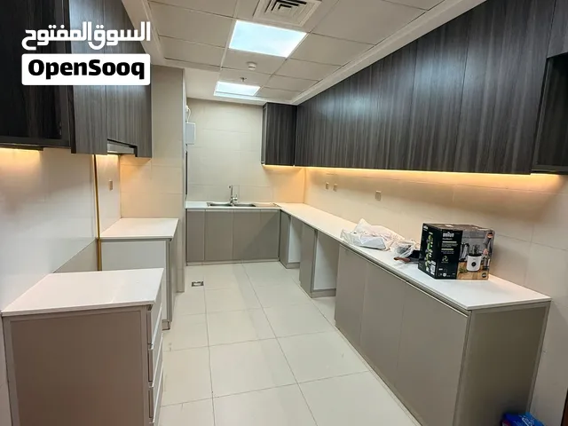 اقل من سعر السوق للبيع المستعجل غرفتين وصالة (جيم - حديقة - مسبح - باركن ) For sale 2bhk ajman ready
