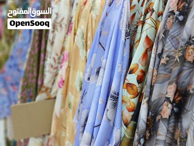 التصفية للمحل ملابس انواع مختلفه بأقل من نصف السعر تواصل واتساب لمزيد من الصور