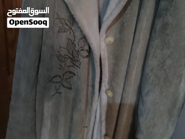 قبوط نسائي تركي الصنع لون وخامه ب200د في زوز قطع موجود توصيل
