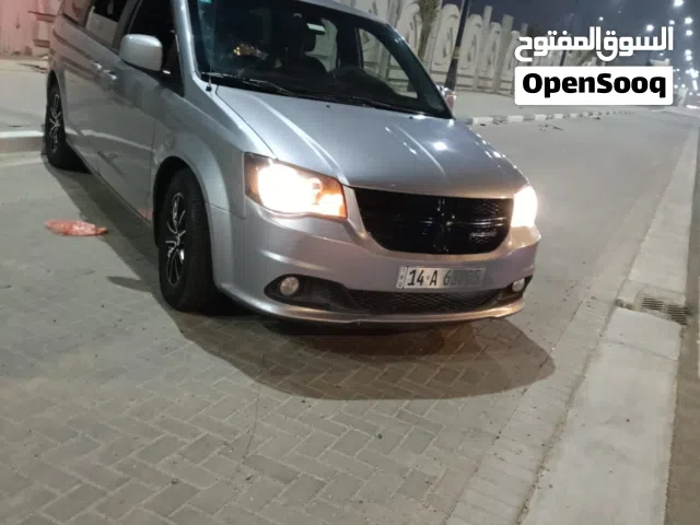 دوج كرفان موديل 19 فول مواصفات 7 راكب