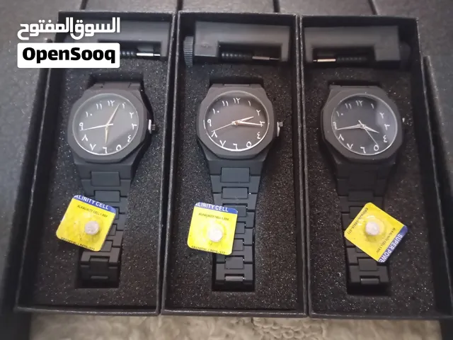 السلام عليكم متوفر ساعات كربون للبيع السعر 30دينار القطعة المكان مصراتة
