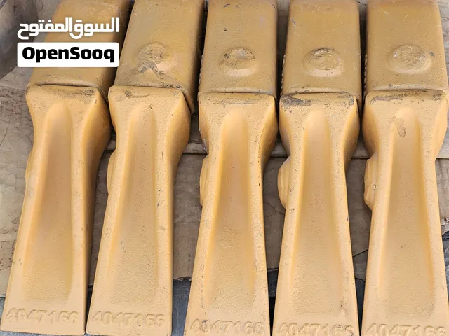 مركز أسيا بي ام للمعدات الثقيلة قطع غيار يوجد لدينا اسنان حفارات ولباقي من القطع المفروضة للطلب