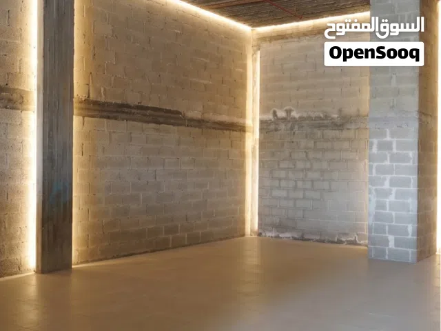 مساحات تجارية للإيجار