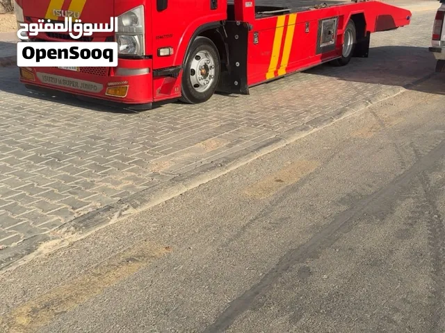 سطحة ابو صالح لنقل السيارات والمعدات داخل وخارج الرياض