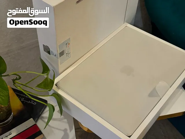 Apple Macbook air 2025 m4 15inch (open box )