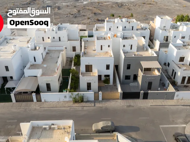 منزل 3 طوابق مؤثث بالكامل للبيع بالخوض – خلف العريمي بوليفارد