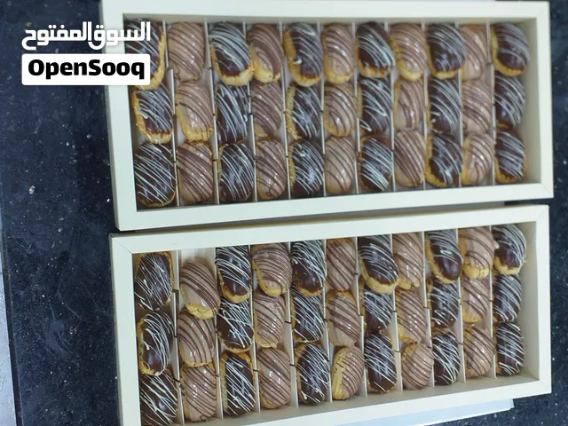 حلويات كيك وشوكولاته