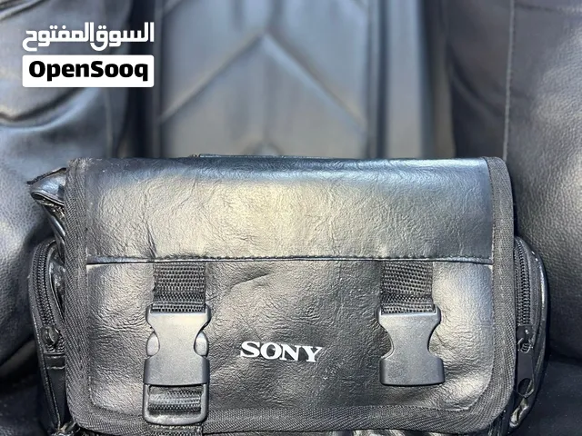 حقيبة كاميرا سوني للبيع اللون اسود استعمال قليل نضيفه