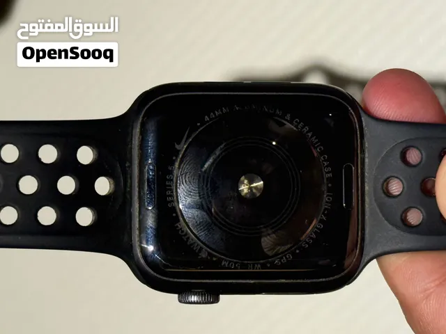 ابل واتش الجيل 5 النسخة الرياضية نايكي مع الشاحن الاصلي بدون كرتون