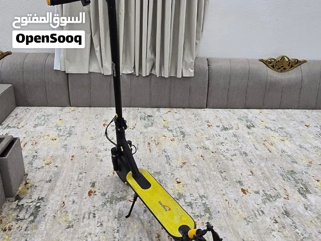 سكوتر نضيف مافية شي السرعة 90) 45) 25) السعر 600ریال و باقي التفاصيل في الخاص