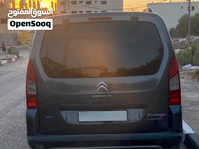 سياره مميزه للبيع