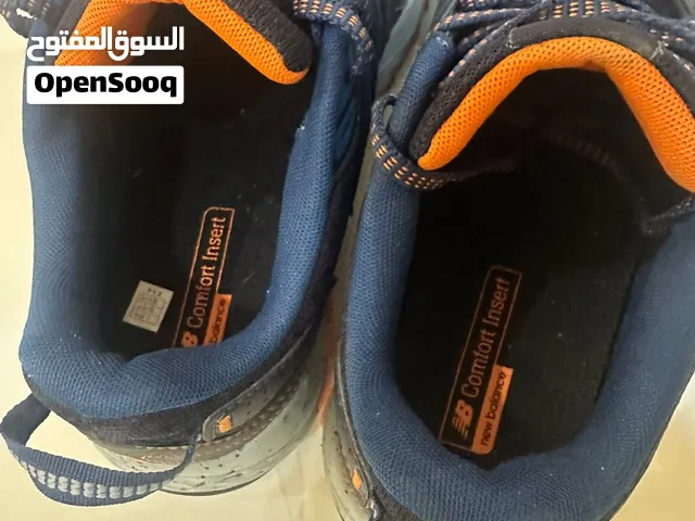 حذاء رياضي new balance