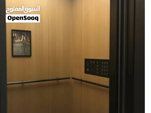 مصاعد كهربائيه