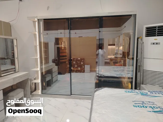 غرفة نوم آخر حبه خشب تلاندي دولاب سحاب سرير قماش تسريحه 2 كمدونه