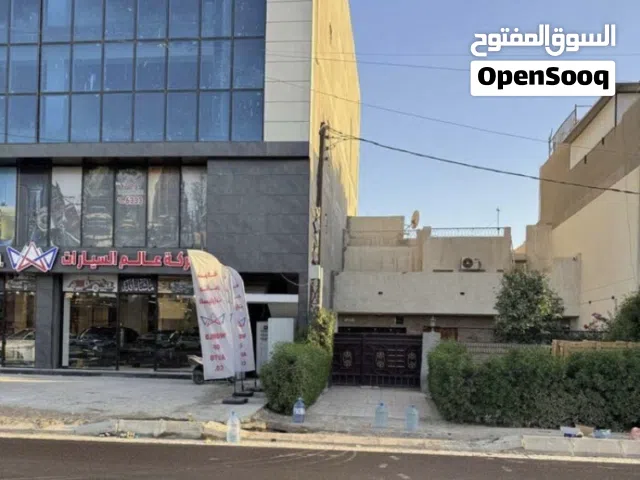 للبيع دار موقع تجاري بالمنصور