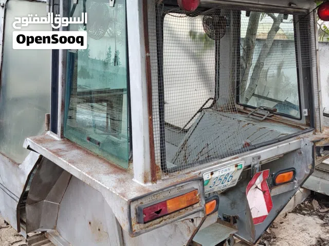 غرفة تركتور 165 _390
