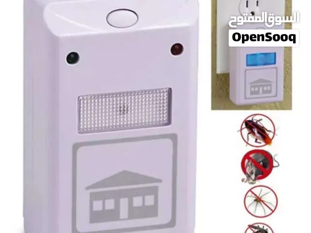جهاز طارد القوارض  الفئران و الجرذان بالموجات فوق الصوتيه طارد قوارض و فئران