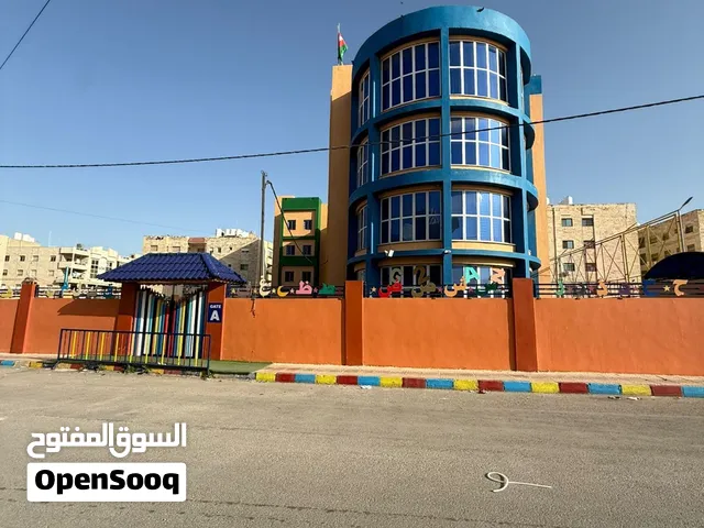 مخازن تجارية للإيجار