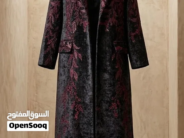 عبايه سوداء مزخرفه للمناسبات