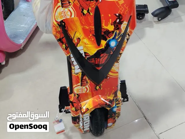طفلك مل من الجوال؟ عرض سكوتر أطفال بتصميم آيرون مان يجمع الحركة والحماس ويحول الملل إلى مغامرة ممتعة