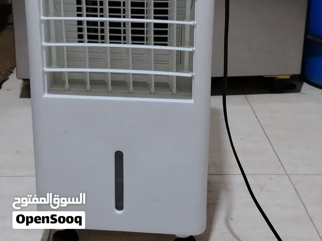 مكيف ماء صحراوي 3 سرعات على 4 عجلات للبيع بسعر البلاش 15 دينار
