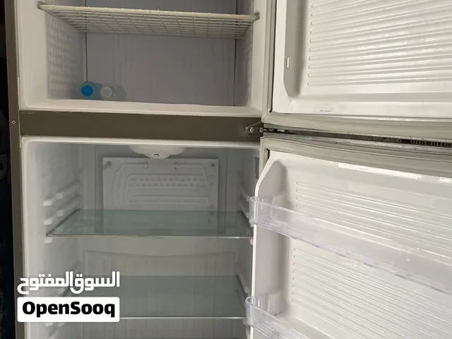ثلاجه حجم كبير