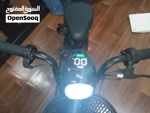 سكوتر كهربائي استخدام اربع ايام فقط