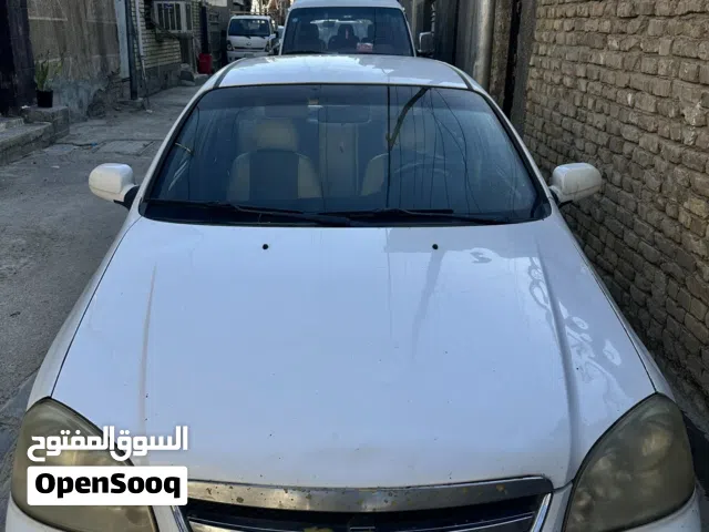 اوبترا ابيض موديل 2011