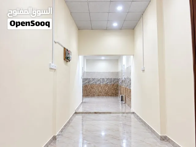 محل كبير، للايجار، شط العرب الصالحيه الواجهه 3 متر، والعمق 9 متر، قرب ابحسينيه الرضويه ومحطه يوكن